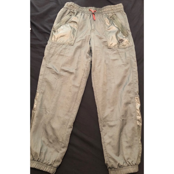 Nike Pants - Women’s Nike army green track pants Size M